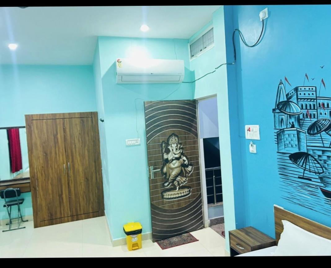 Lotus Paying Guest House Варанаси Экстерьер фото
